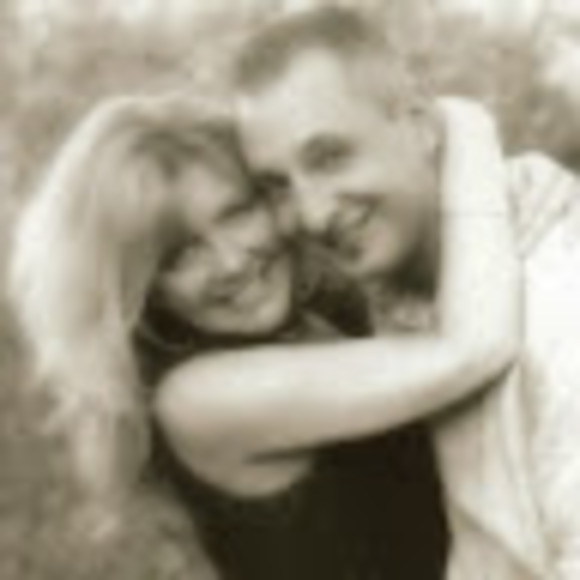 Meet your Posher, Nicolle - Picture 1 of 1